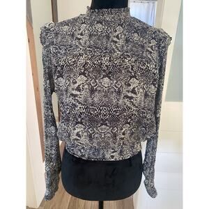 FREE PEOPLE WOMEN’S SNAKESKIN ANIMAL PRINT BLOUSE BLACKANDGREY SM